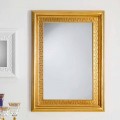 Specchiera da parete di design con cornice in legno Viva, 96x132 cm
