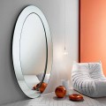 Specchiera Ovale da Terra Moderna con Cornice Inclinata Made in Italy – Salamina