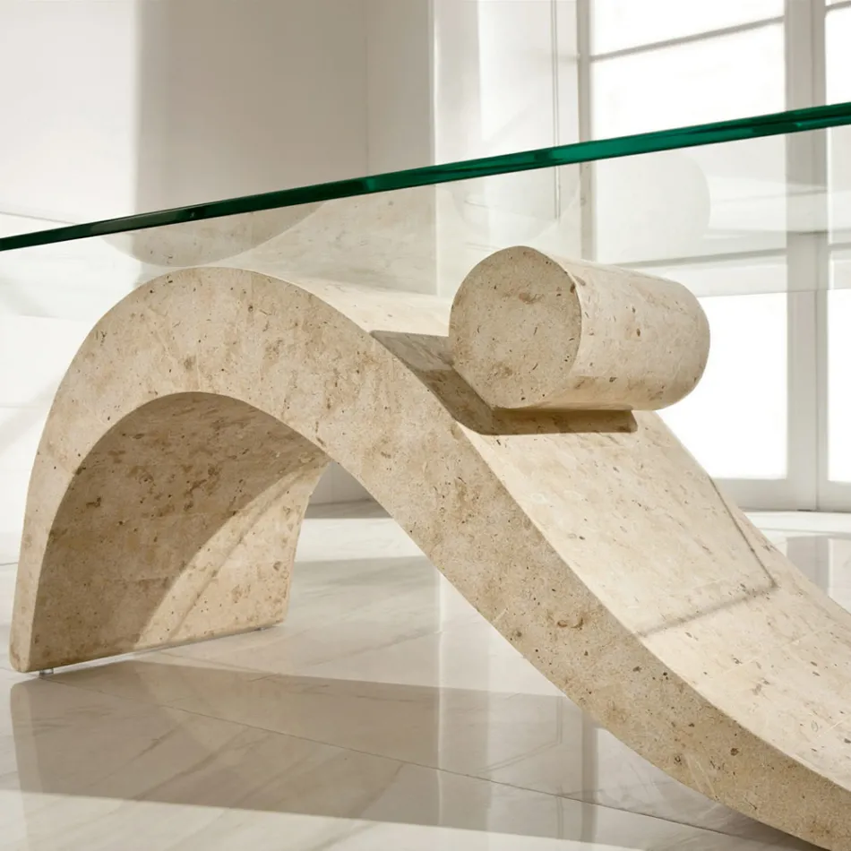 Tavolino Design Moderno con Piano in Vetro e Base Pietra Fossile - Ricarica Viadurini