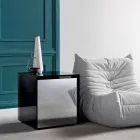 Tavolino Lato Divano o Comodino in Vetro Fumè con Cassetto in Legno - Mantra Viadurini