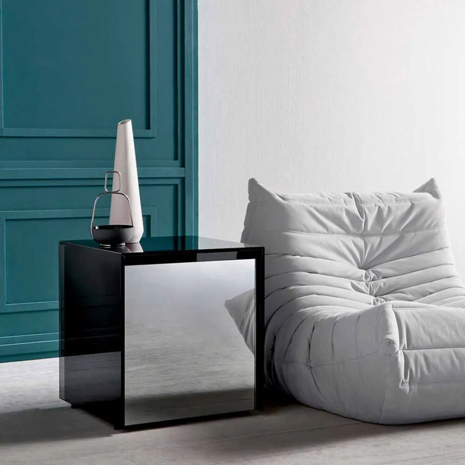 Tavolino Lato Divano o Comodino in Vetro Fumè con Cassetto in Legno - Mantra Viadurini