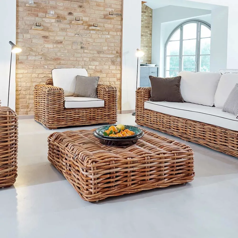 Tavolino-Pouf da Giardino in Rattan Naturale con Cuscino Incluso – Keira Viadurini