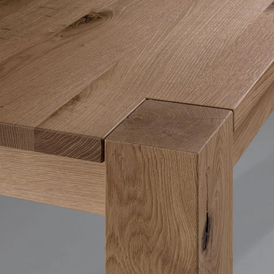 Tavolo Allungabile con Gambe e Piano Impiallacciati Made in Italy - Tash Viadurini