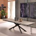Tavolo allungabile di design con gambe in metallo, Lucera