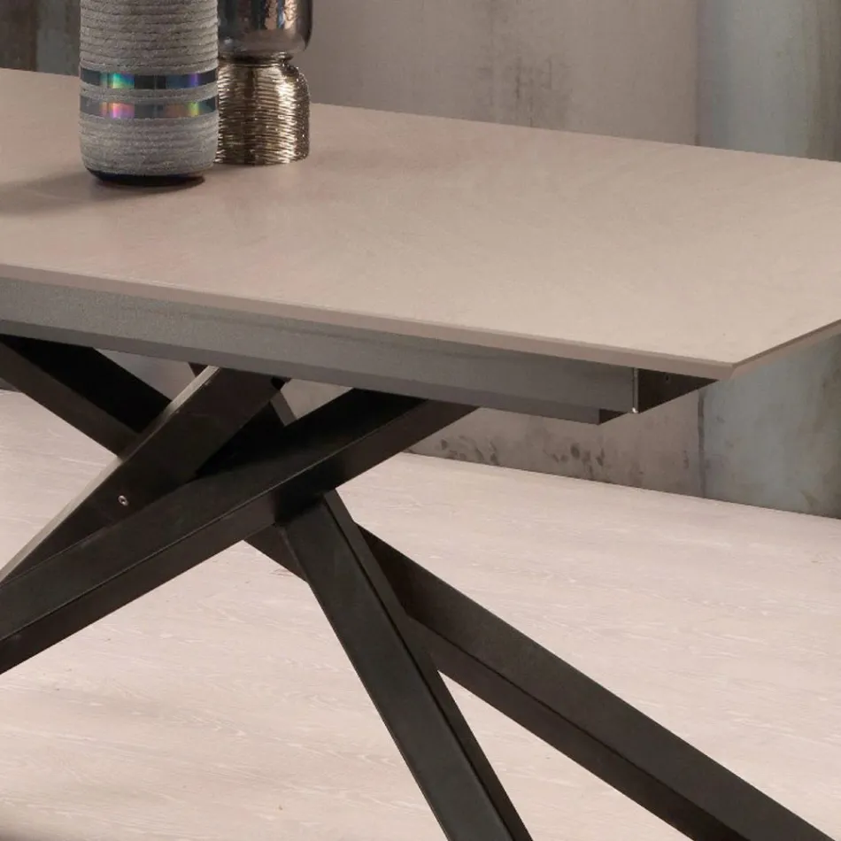 Tavolo allungabile di design con gambe in metallo, Lucera Viadurini