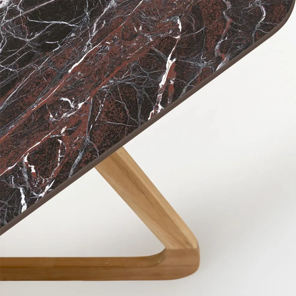 Tavolo da Esterno con Base in Legno e Piano in Ceramica Rosso Domus - Infinity Viadurini