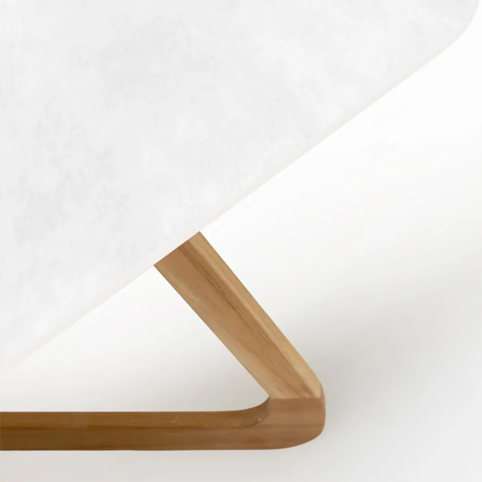 Tavolo da Esterno con Base in Legno e Piano in Ceramica Total White - Infinity Viadurini