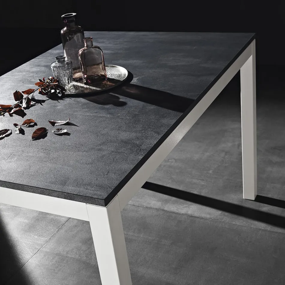 Tavolo da Pranzo Allungabile a 180 cm in Metallo Made in Italy - Beatrise Viadurini