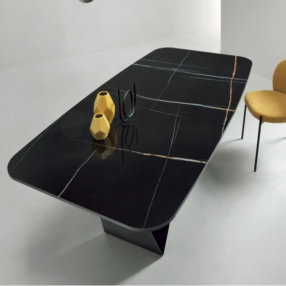 Tavolo da Pranzo con Piano in Ceramica Effetto Marmo Made in Italy - Mirco Viadurini