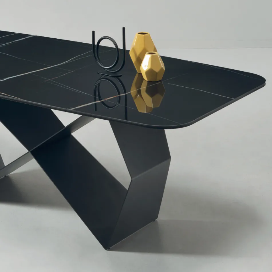 Tavolo da Pranzo con Piano in Ceramica Effetto Marmo Made in Italy - Mirco Viadurini