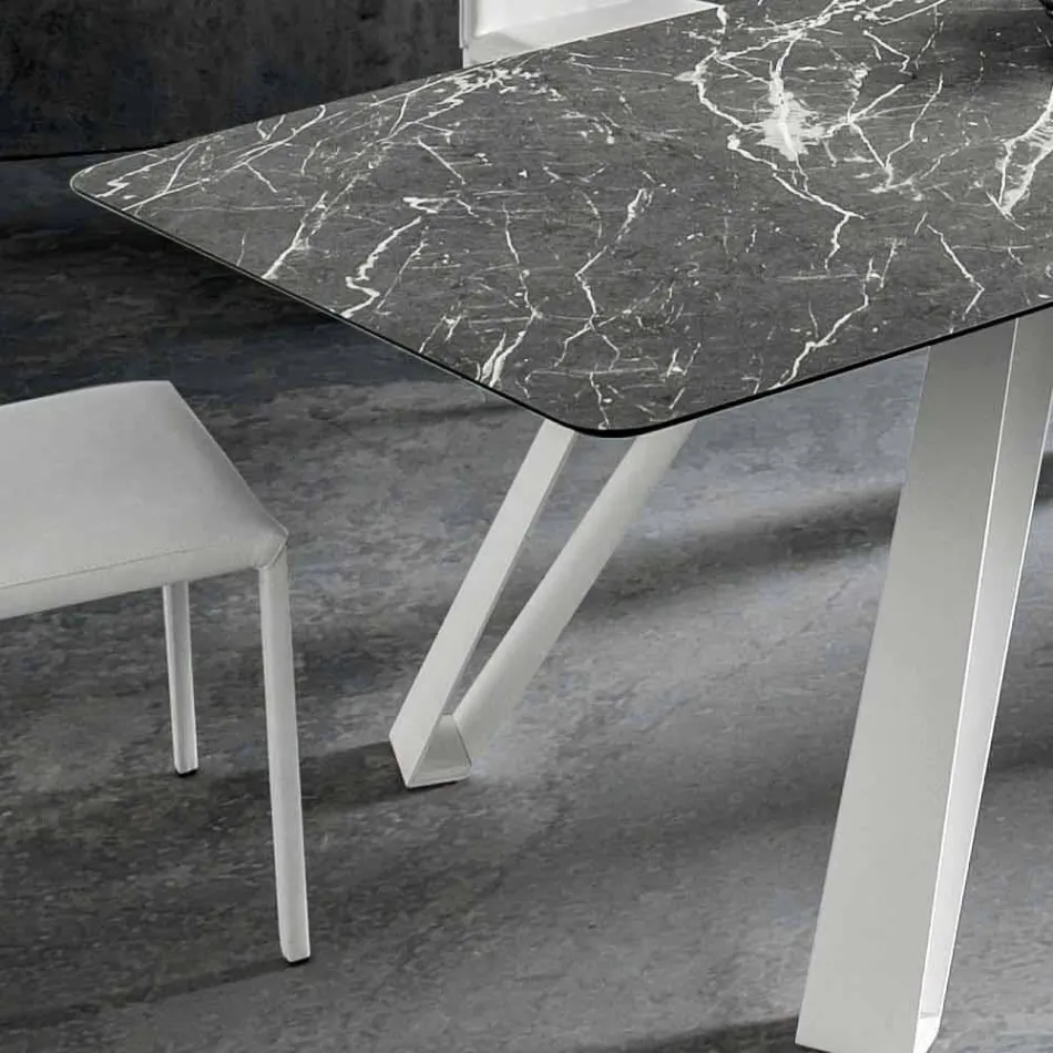 Tavolo da Pranzo con Piano in Hpl e Base in Metallo Made in Italy - Aresto Viadurini