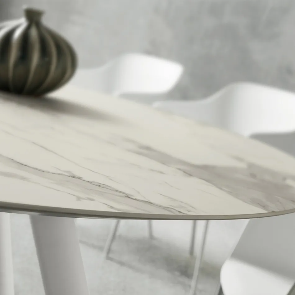 Tavolo da Pranzo con Piano Rotondo in Laminam Realizzato in Italia - Lingotto Viadurini