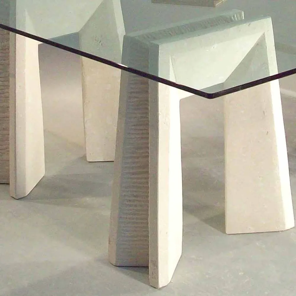 Tavolo da pranzo in pietra e cristallo di design moderno Arianna Viadurini
