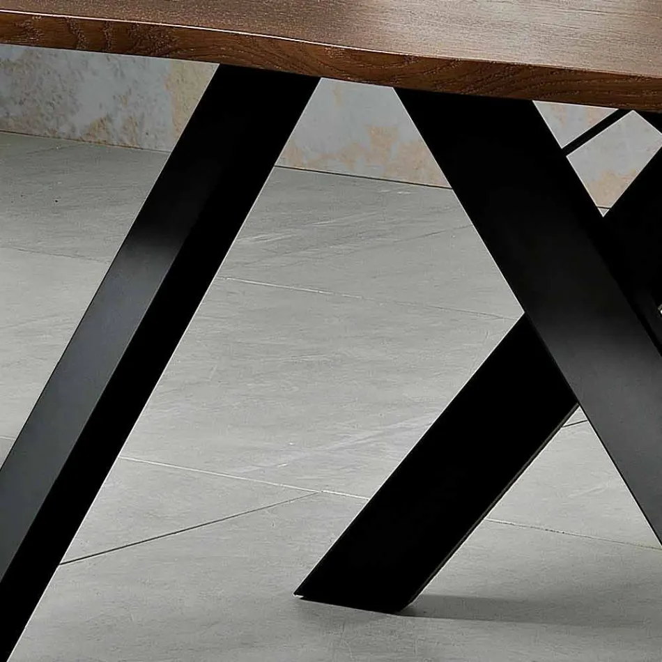 Tavolo di design in legno massellato prodotto in Italia, Wilmer Viadurini