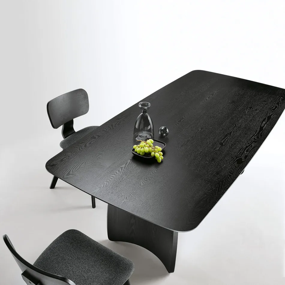 Tavolo Effetto Legno con Gambe Curve in Due Misure e Diverse Finiture - Argo Viadurini
