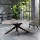 Tavolo Fisso con Piano in Ceramica e Base in Legno Massello di Noce - Arancio Viadurini