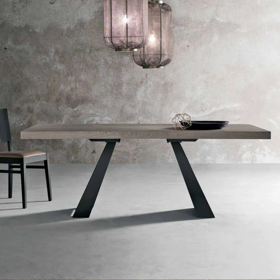 Tavolo in legno rovere nodato moderno prodotto in Italia Zerba Viadurini