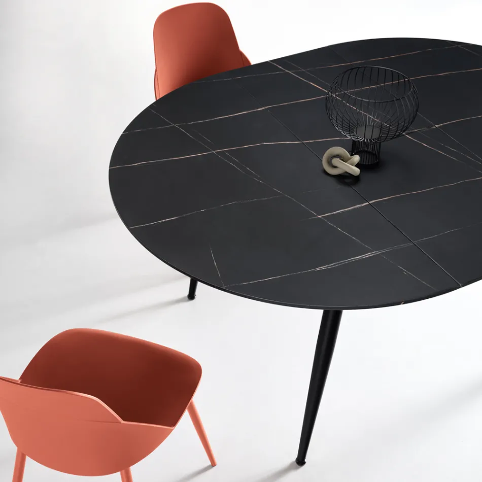 Tavolo Rotondo da Sei Persone con Piano in Mdf e Base in Metallo - Croma Viadurini