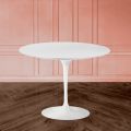 Tavolo Tulip Eero Saarinen H 74 con Piano in Laminato Liquido Bianco Made in Italy - Scarlet