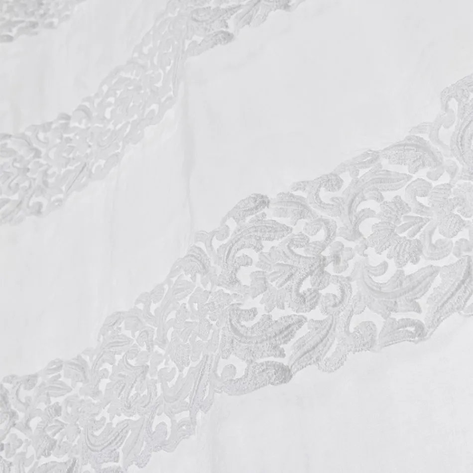 Tenda in Lino Bianco con Organza e Ricamo Design Shabby Made in Italy - Marpessa Viadurini