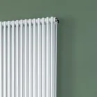 Termoarredo Idraulico con Tripla Serie di Elementi Verticali Made in Italy - Cenci Viadurini