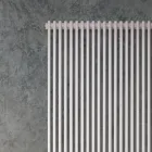 Termoarredo Idraulico con Una Serie di Elementi Verticali Made in Italy - carbonio Viadurini