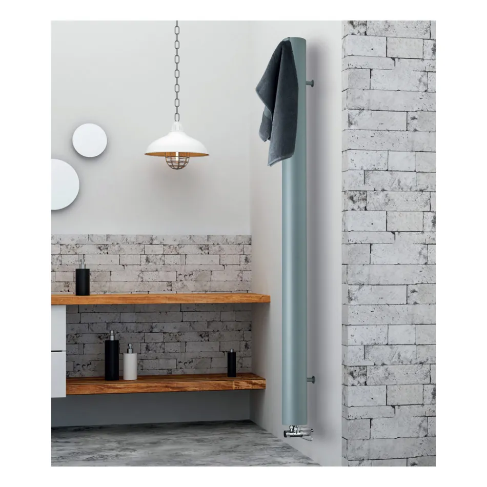 Termoarredo Idraulico Costituito da un Tubo in Alluminio Made in Italy - Pandoro Viadurini