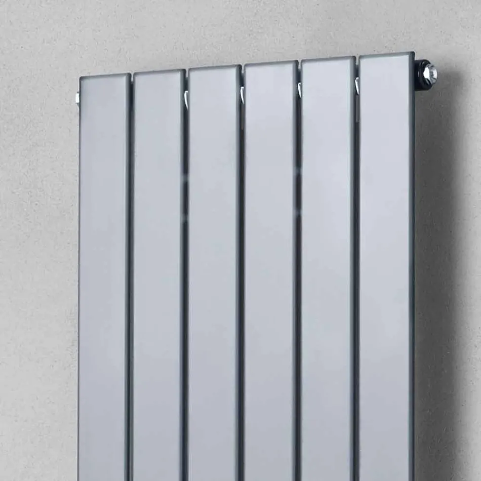 Termoarredo in Acciaio al Carbonio Colorato Design a Parete 881 W - Picchio Viadurini