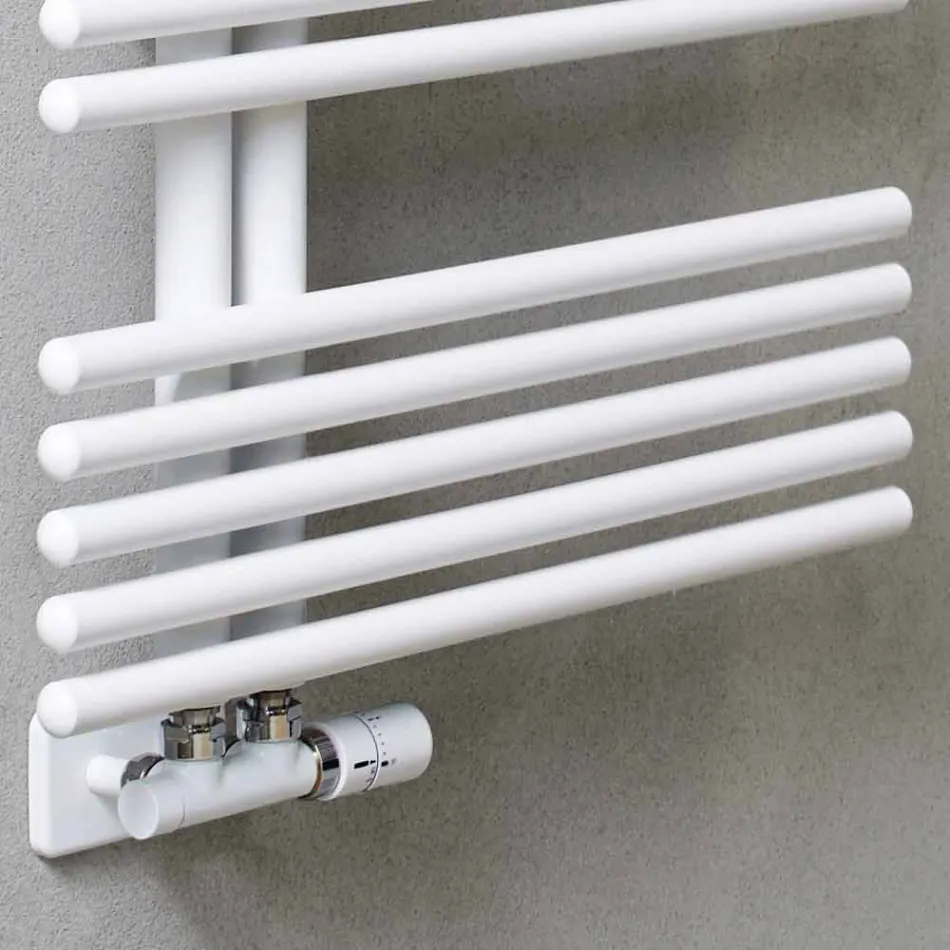 Termoarredo Scaldasalviette Bagno Design Moderno a Parete fino a 690 W - Pavone Viadurini