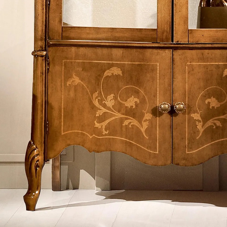 Vetrina Classica in Legno Noce Intarsiato 4 Ante Made in Italy - Commodo Viadurini